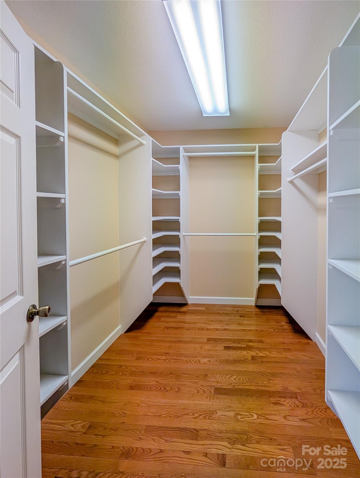 Burnsville 17 4326302q