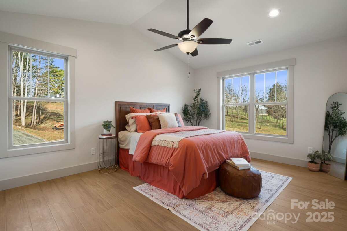 Weaverville 17 4326320q