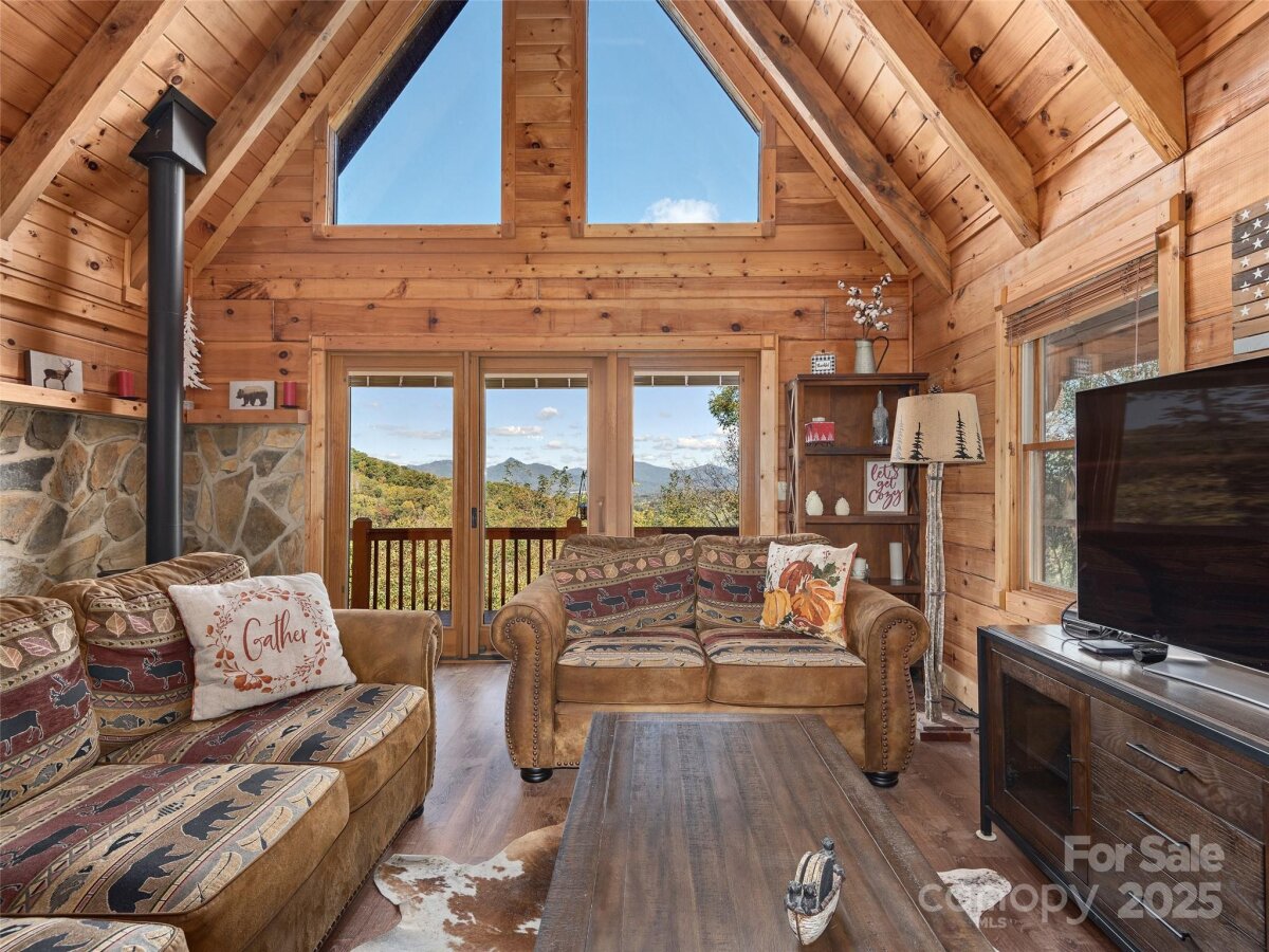 Waynesville 8 4326505h