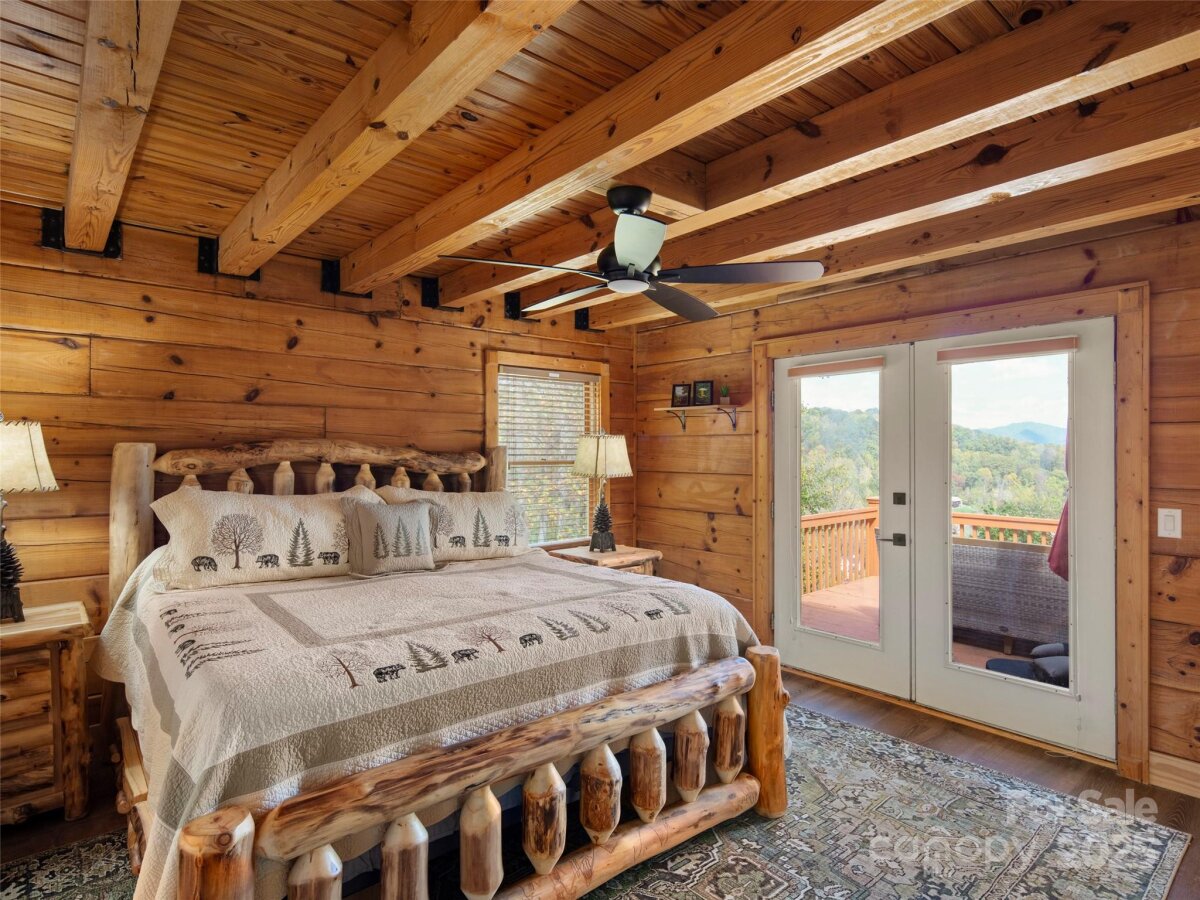 Waynesville 16 4326505p