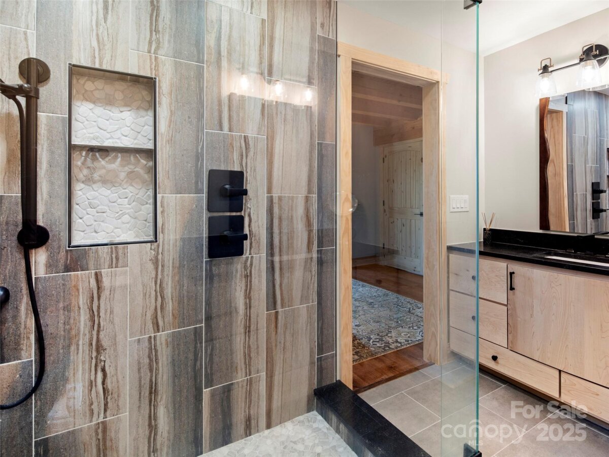 Waynesville 19 4326505s