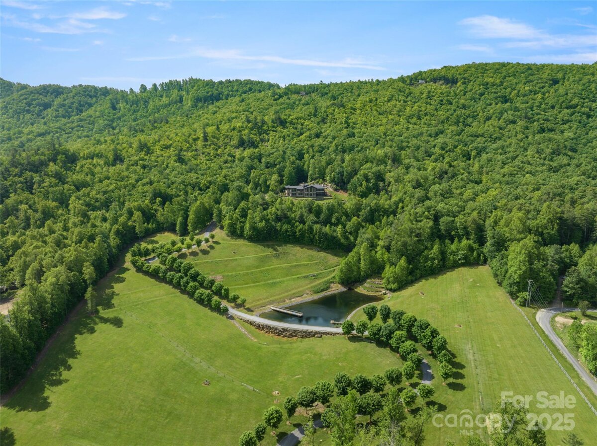 Hendersonville 4 4326840d