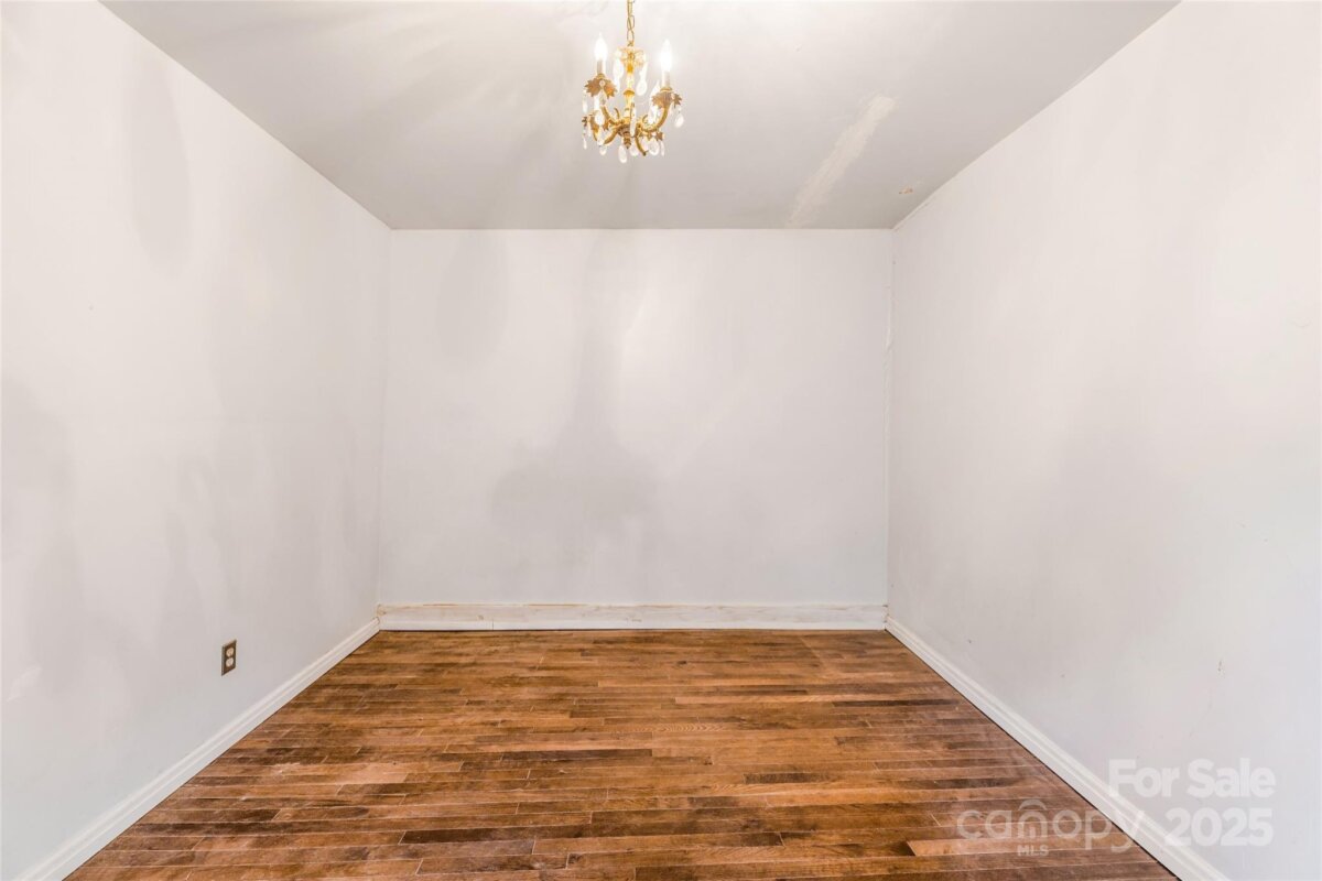 Leicester 10 4327824j