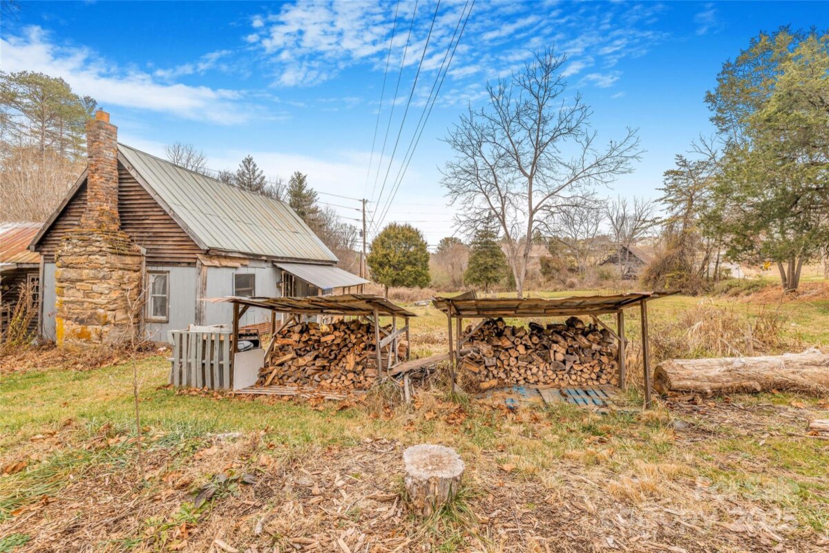 Leicester 13 4327824m