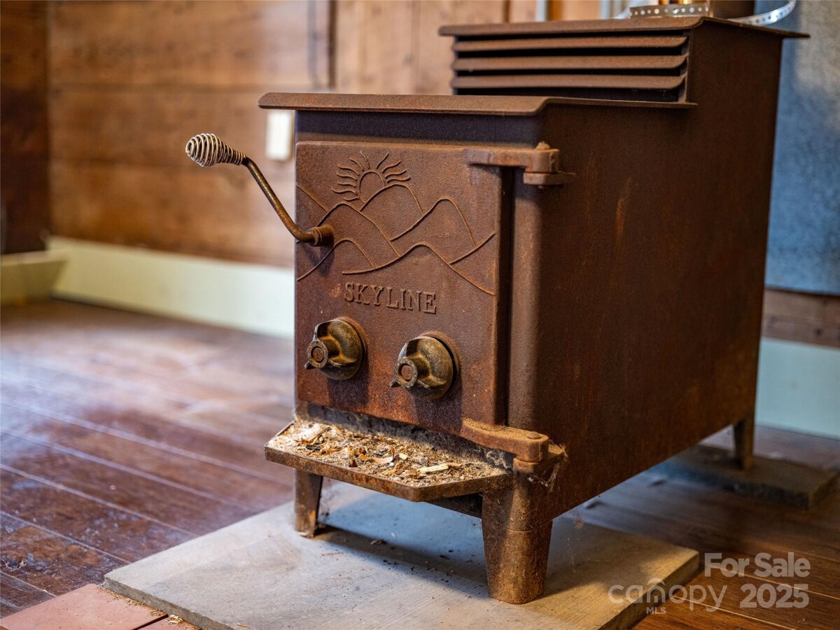 Leicester 16 4327824p