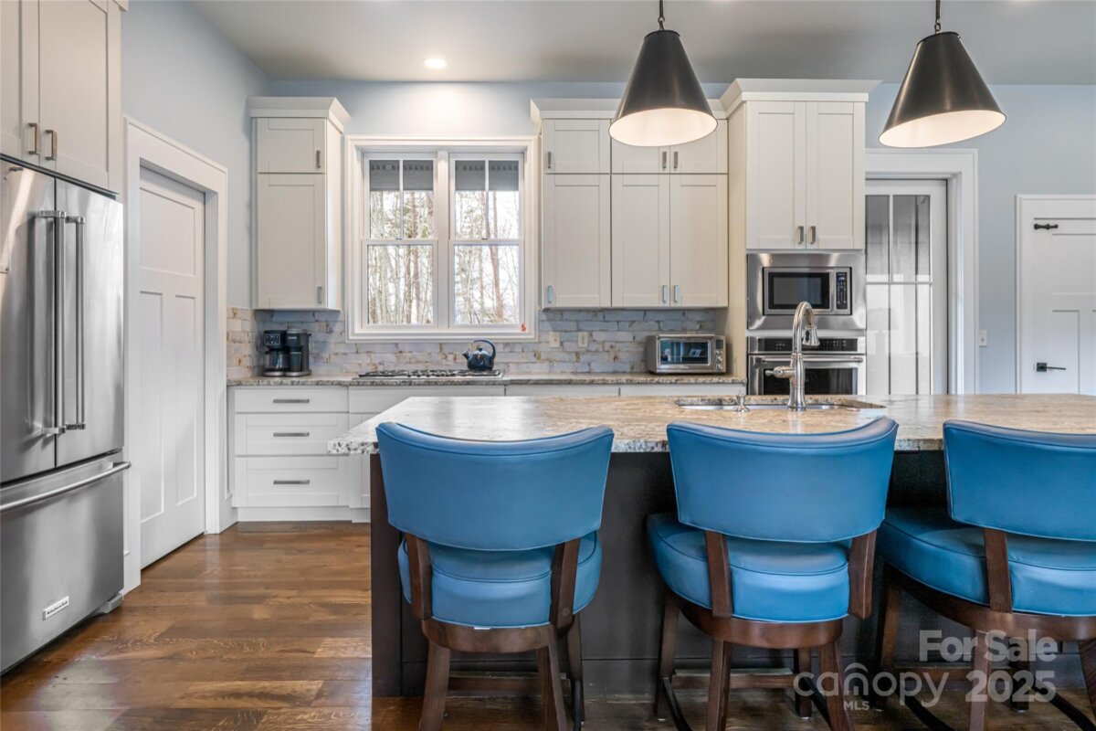 Fairview 19 4327878o