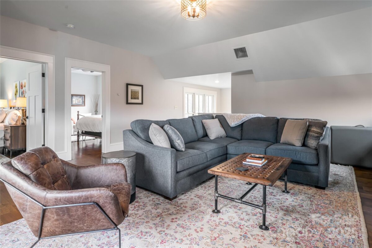 Fairview 30 4327878z