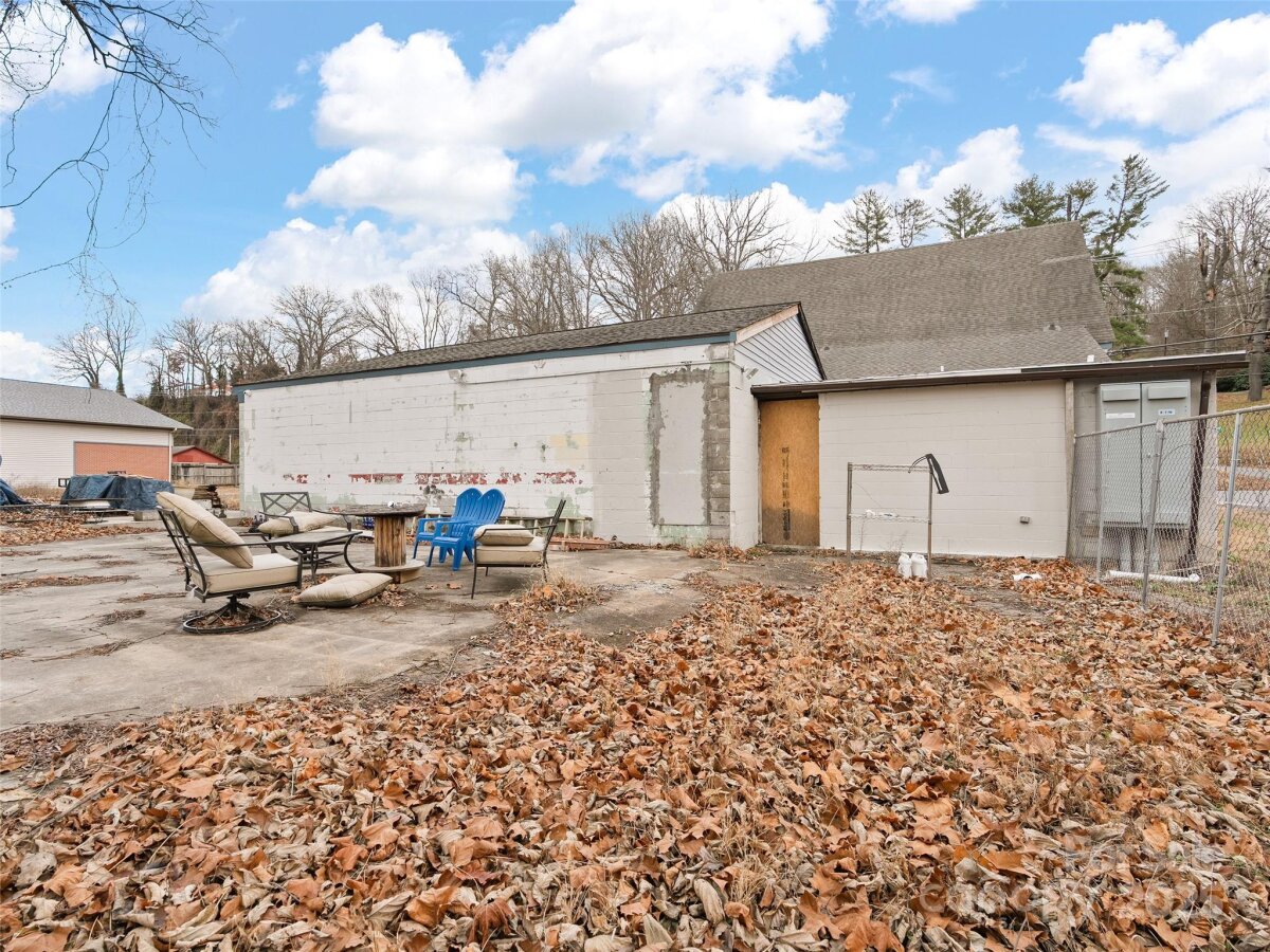 Waynesville 17 4328196q