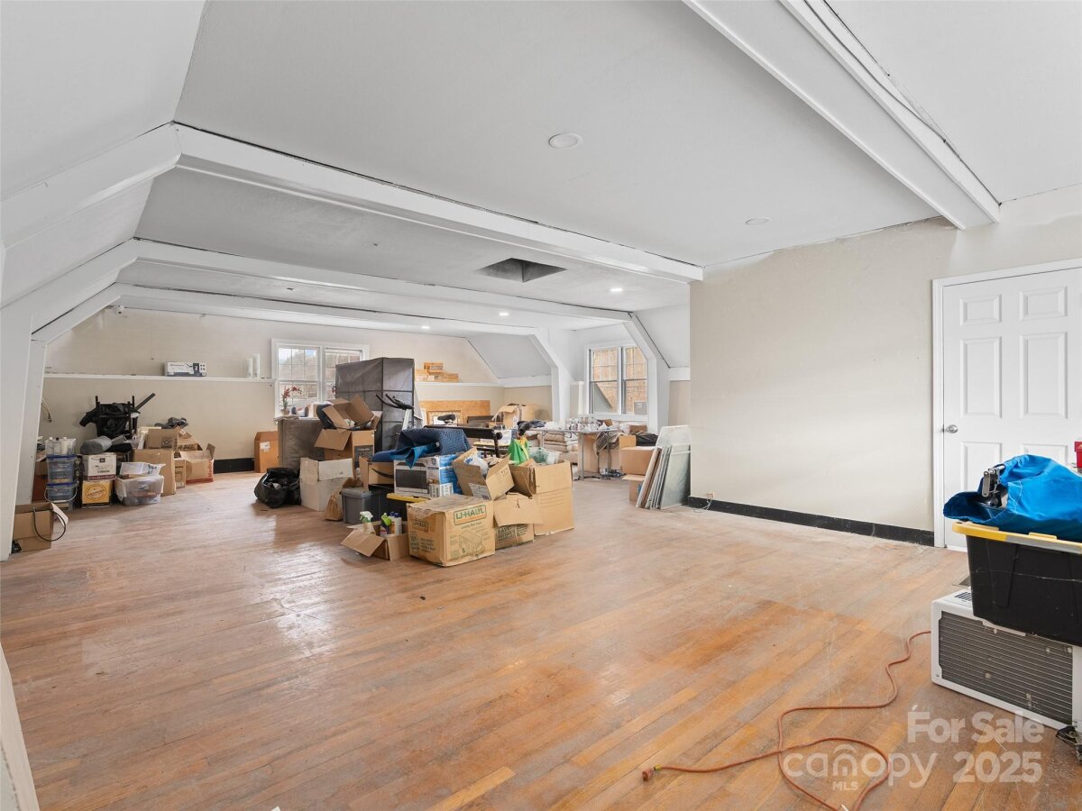 Waynesville 20 4328196t