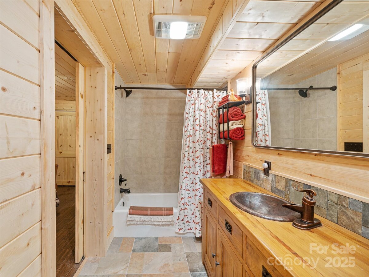 Burnsville 17 4329925q