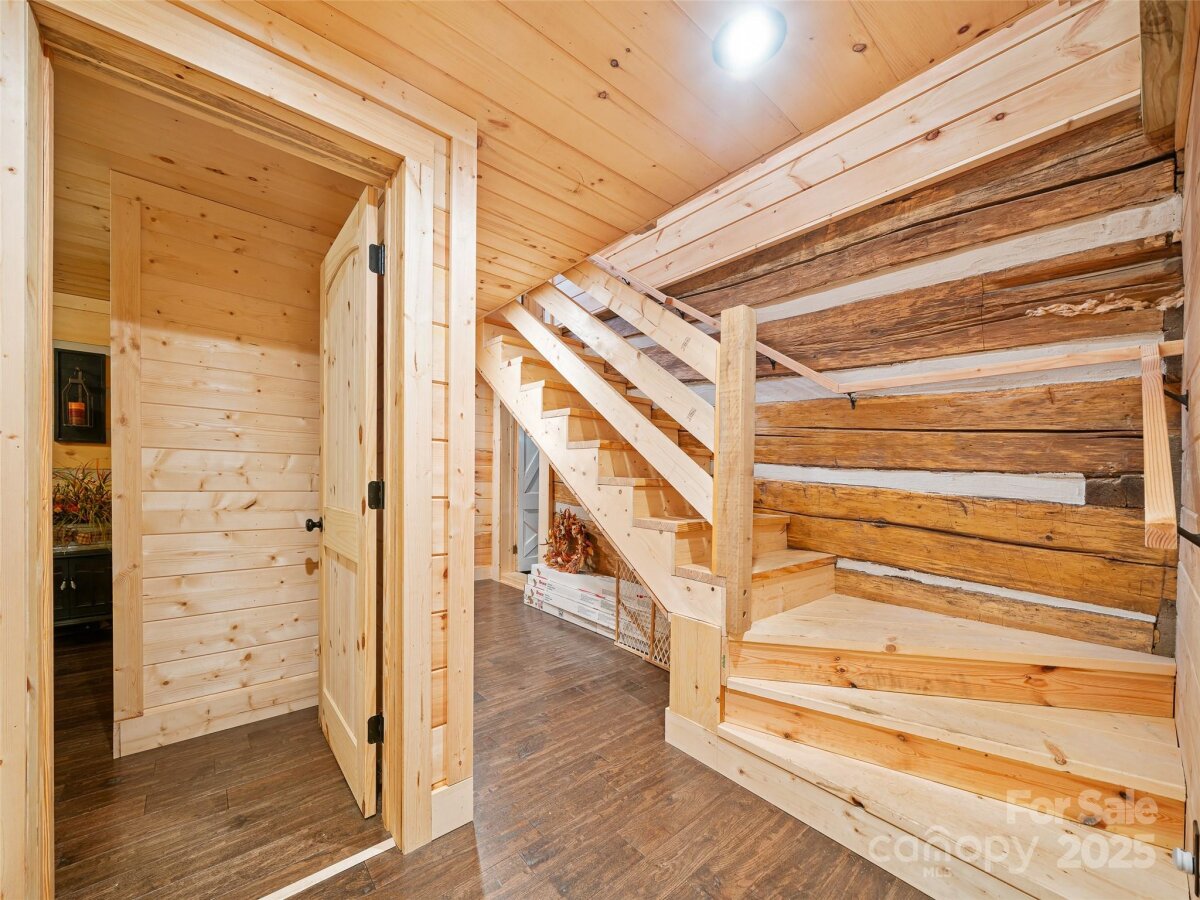 Burnsville 18 4329925r