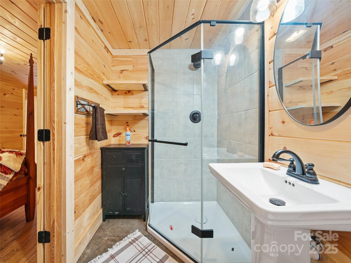 Burnsville 26 4329925z