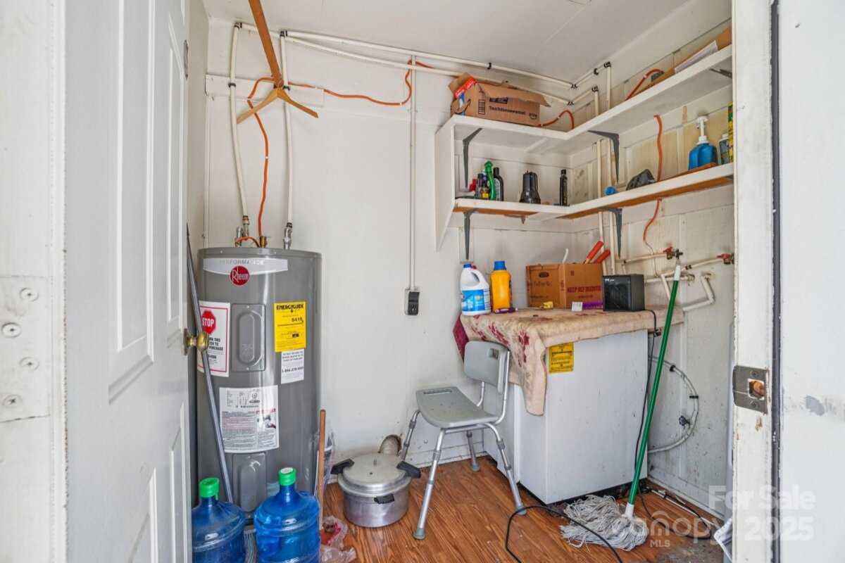 Flat Rock 26 4330256z