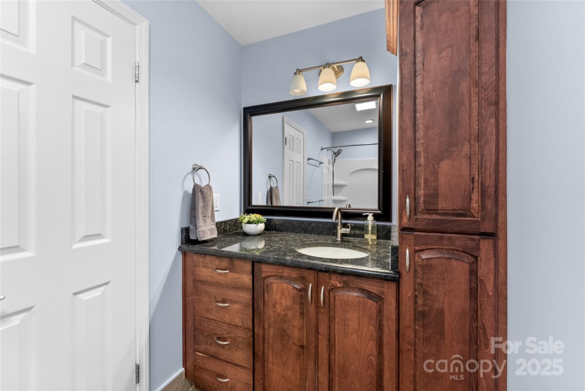 Avery Creek 25 4331582y