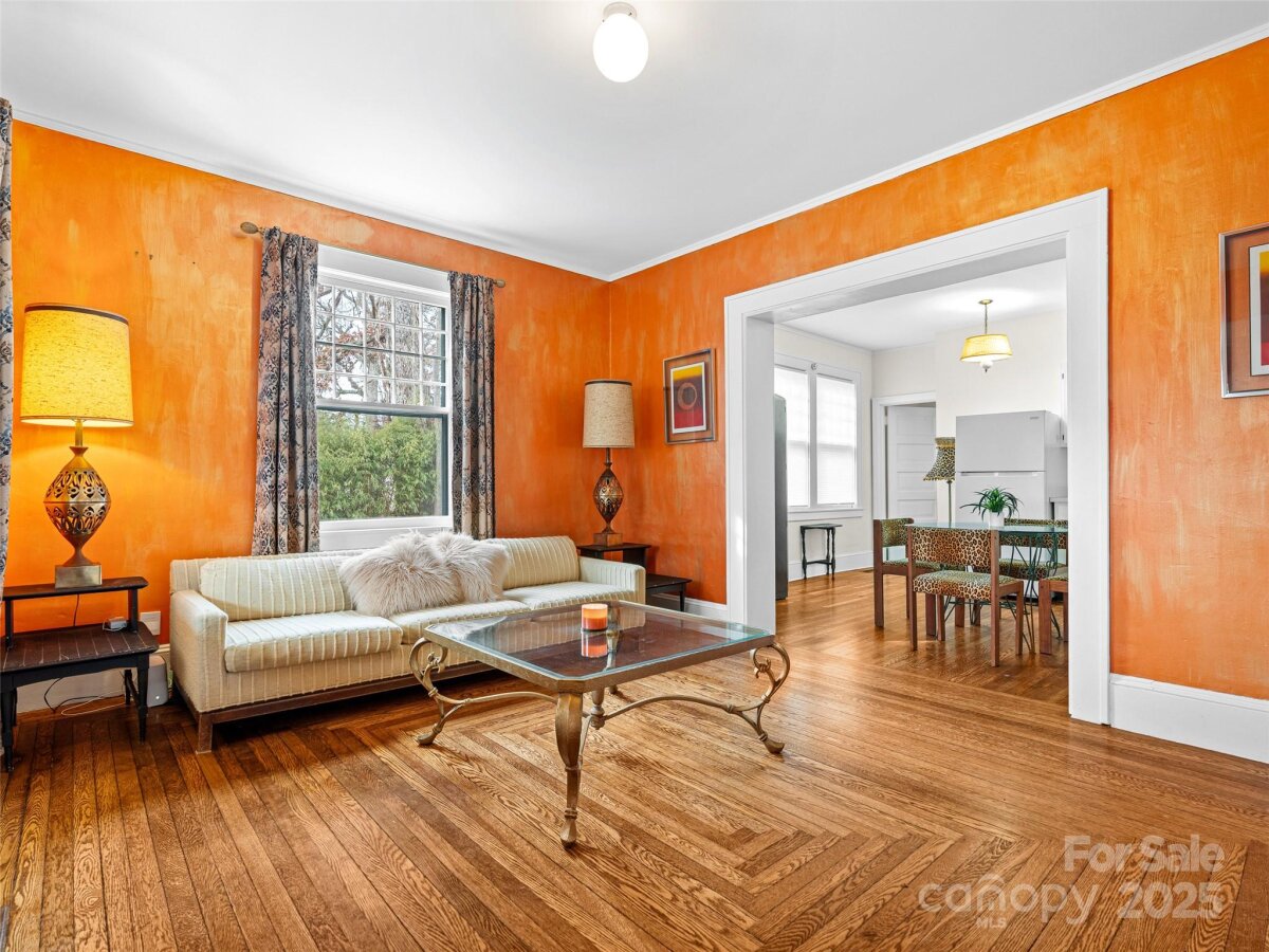 North Asheville 8 4331679f