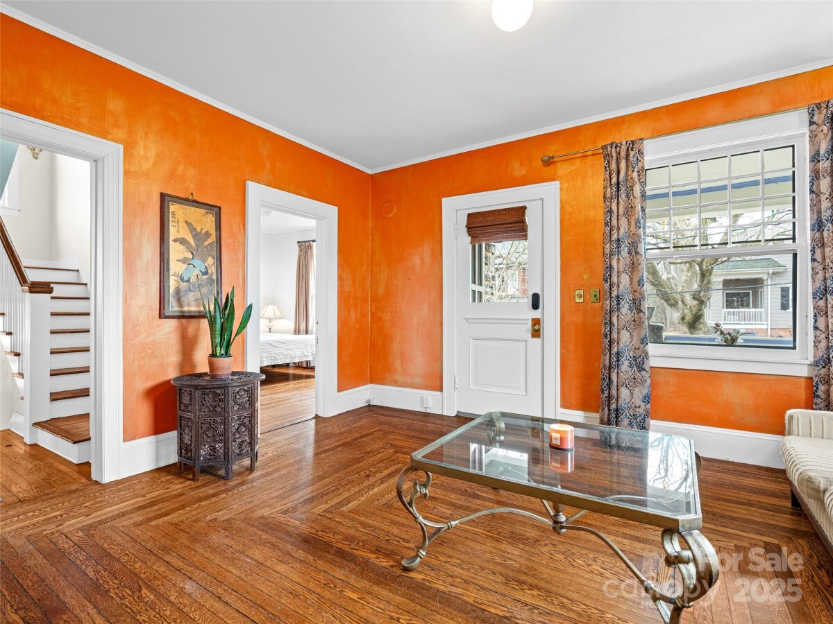 North Asheville 10 4331679h