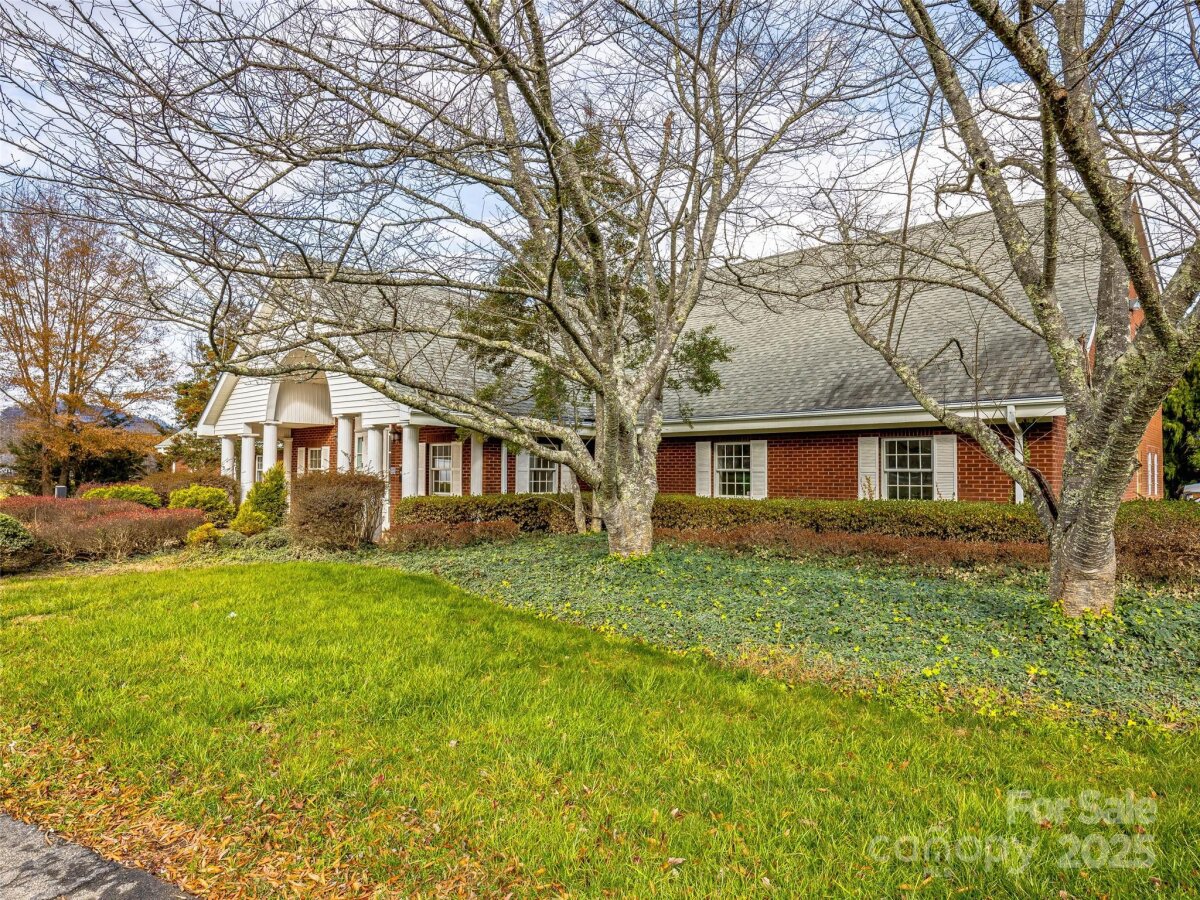 Hendersonville 4 4331854d