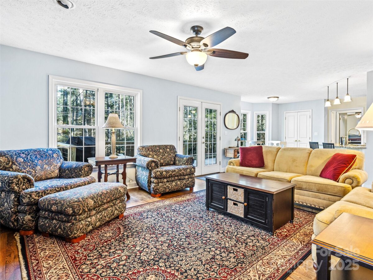 Flat Rock 15 4332005o