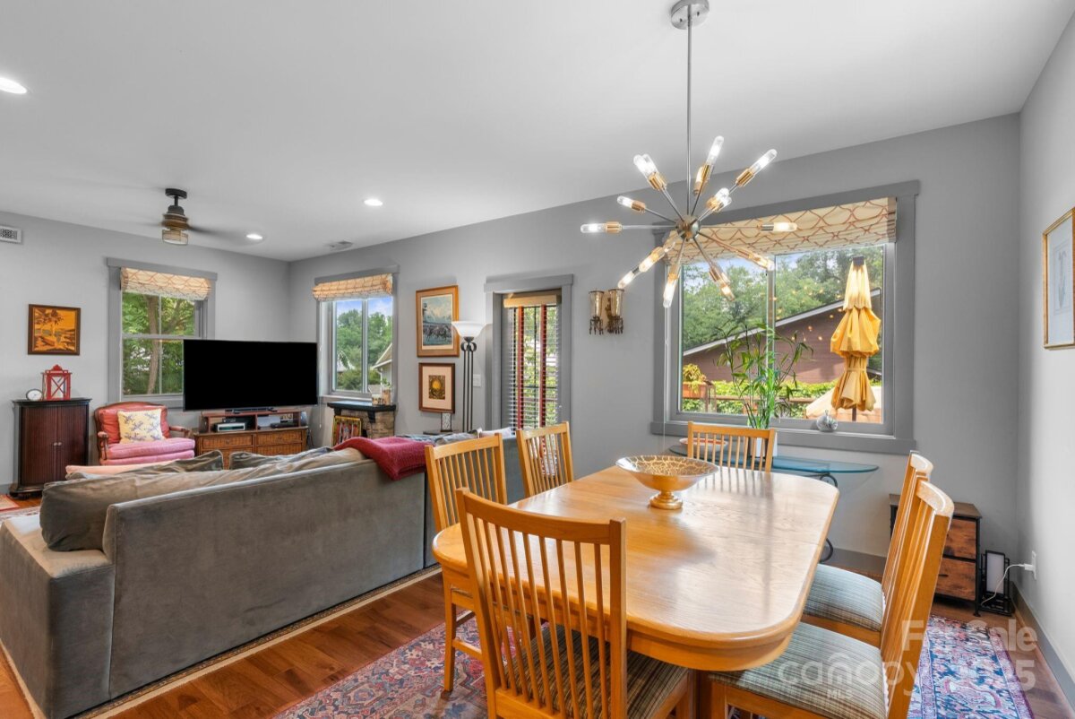 West Asheville 6 4332306f