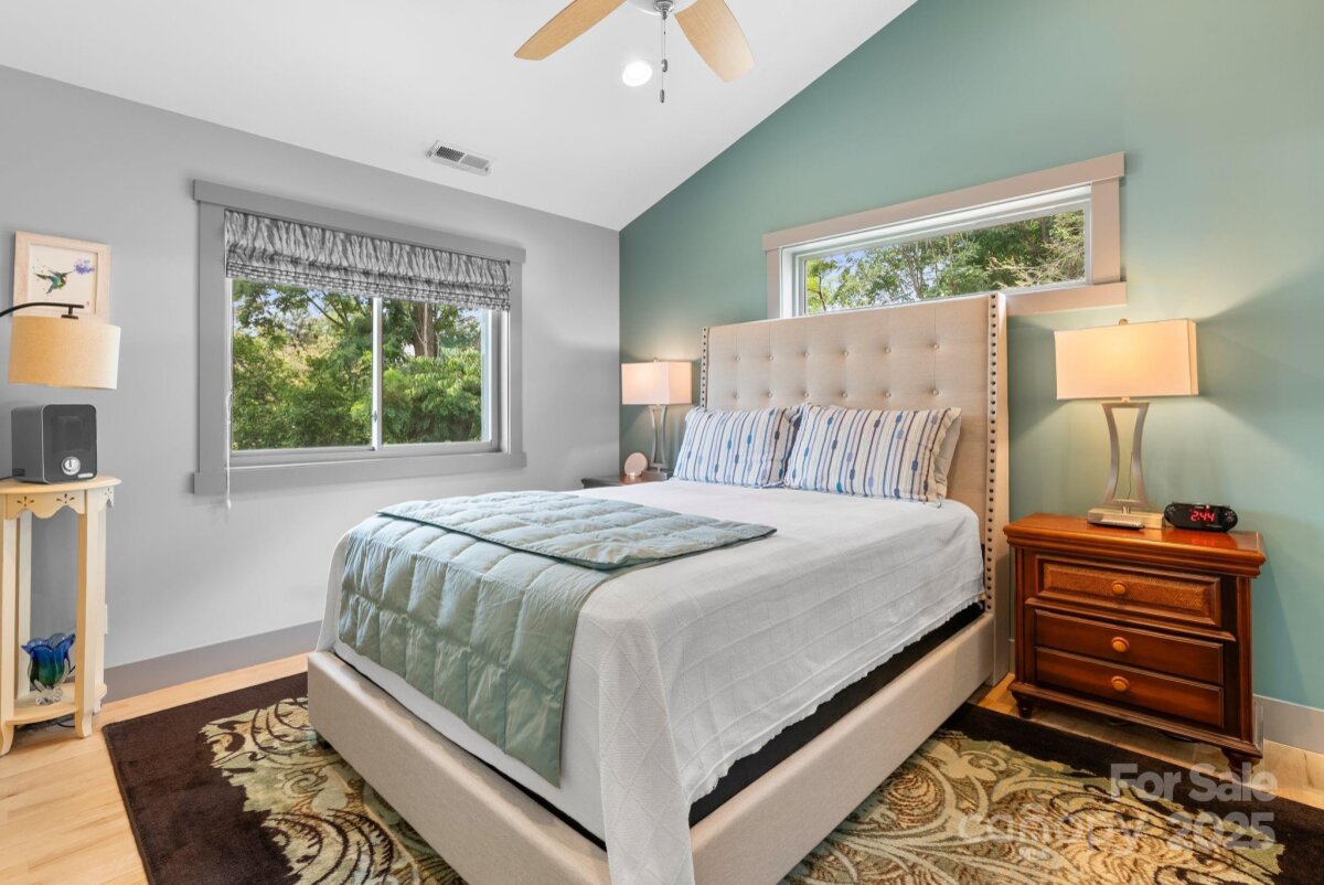 West Asheville 10 4332306j