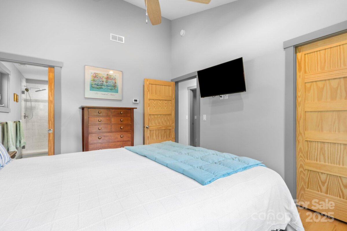 West Asheville 11 4332306k