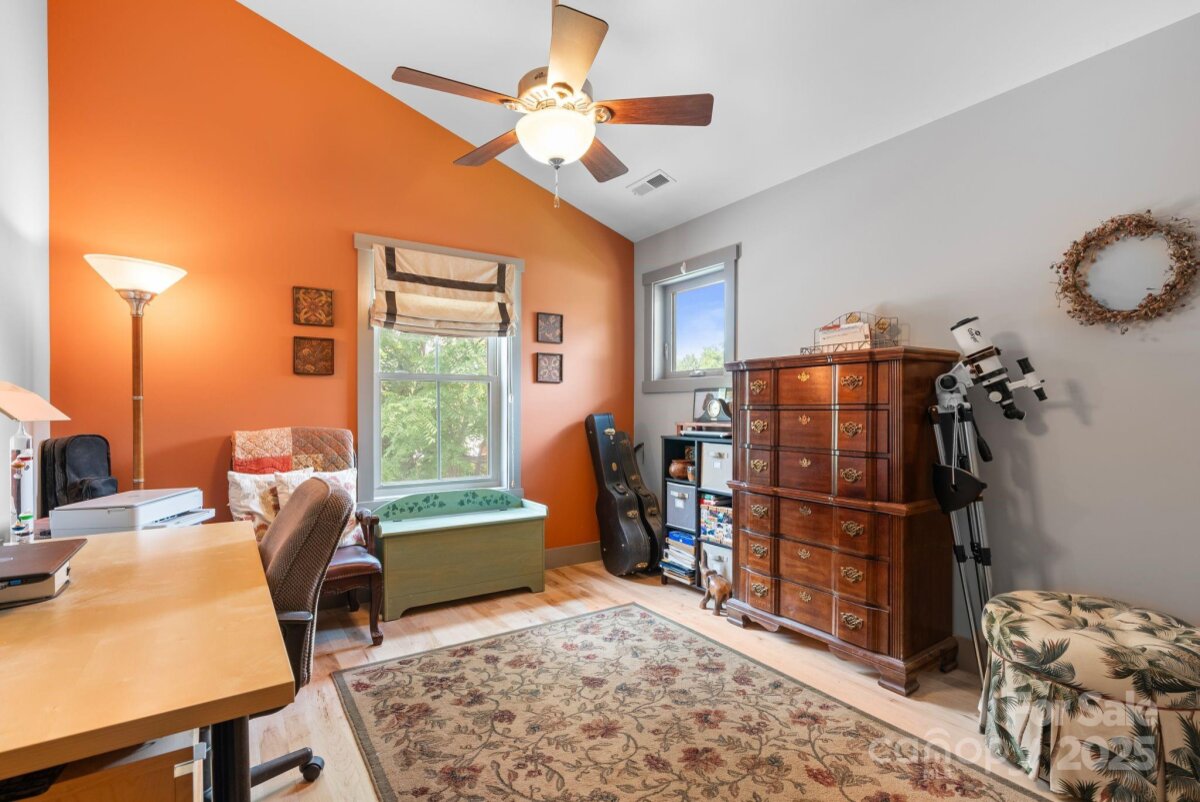 West Asheville 15 4332306o