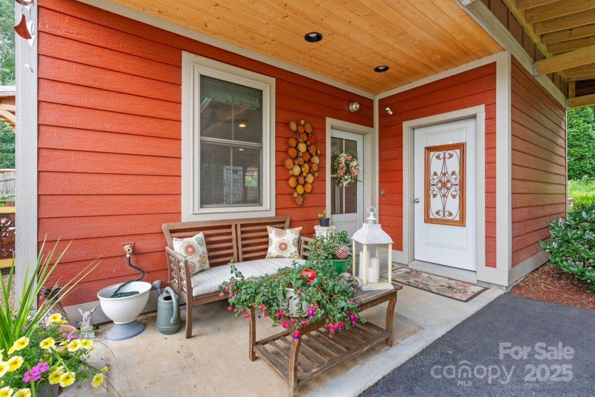 West Asheville 21 4332306u