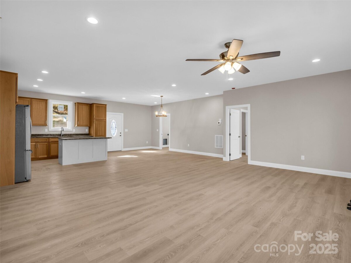 Flat Rock 9 4332392i