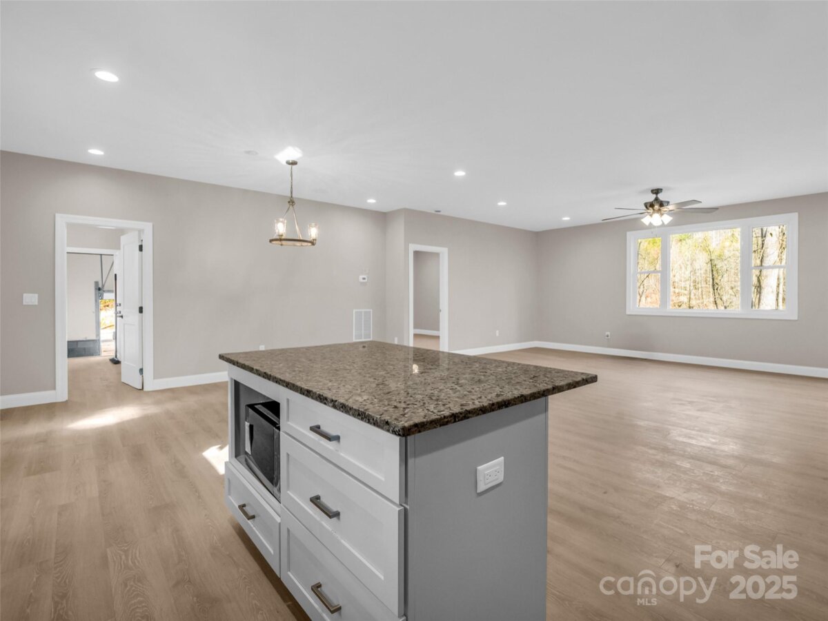 Flat Rock 13 4332392m