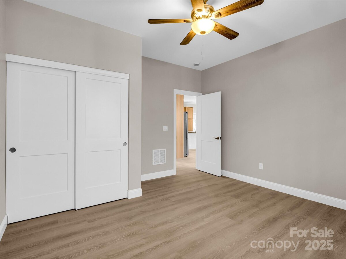 Flat Rock 23 4332392w