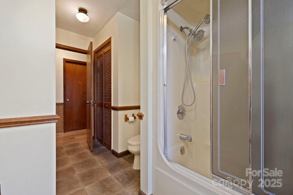 Flat Rock 14 4332498n