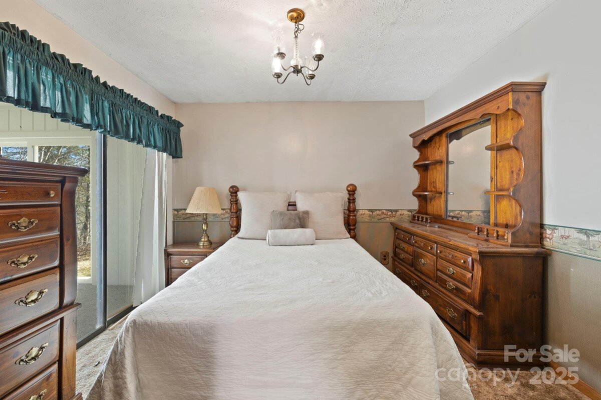 Flat Rock 15 4332498o