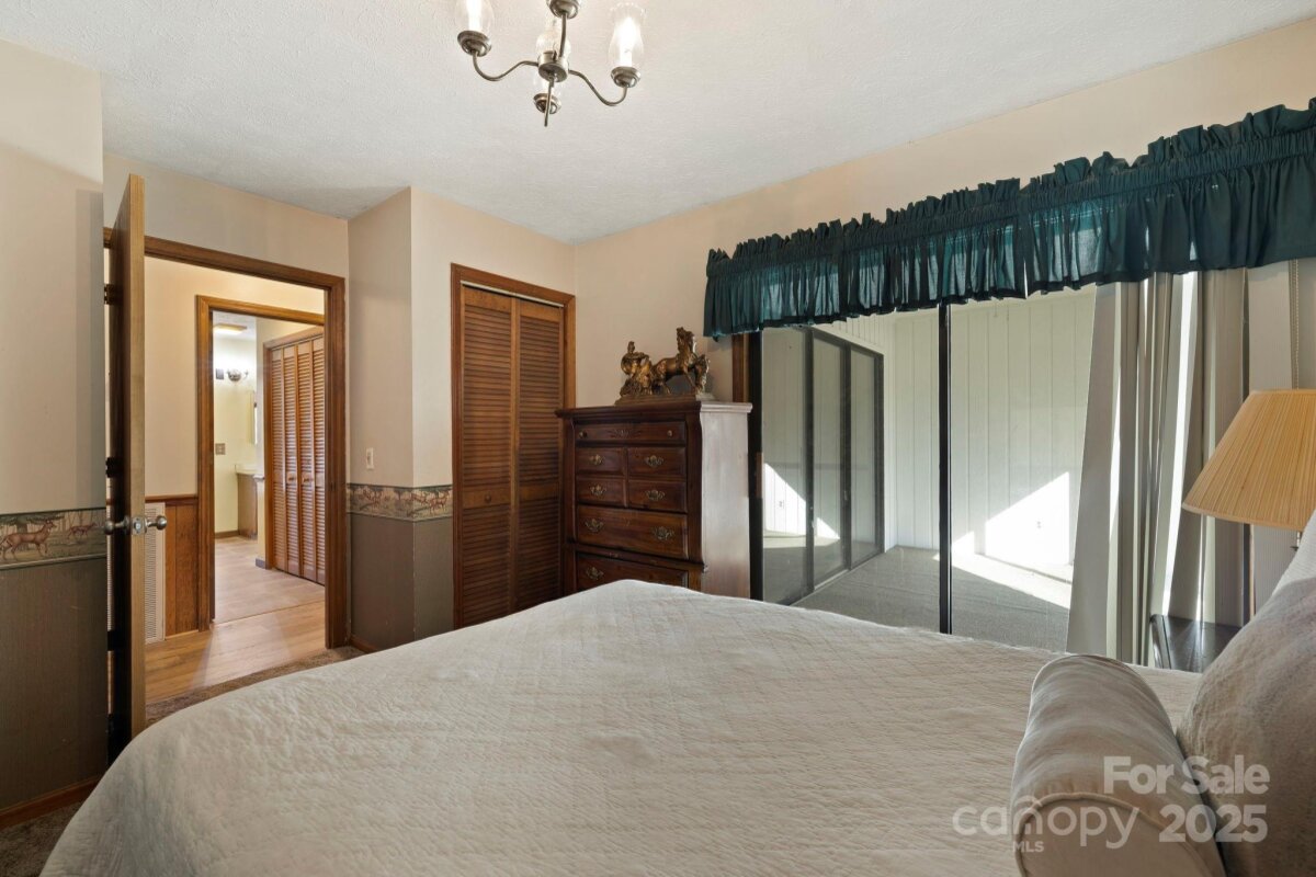 Flat Rock 16 4332498p