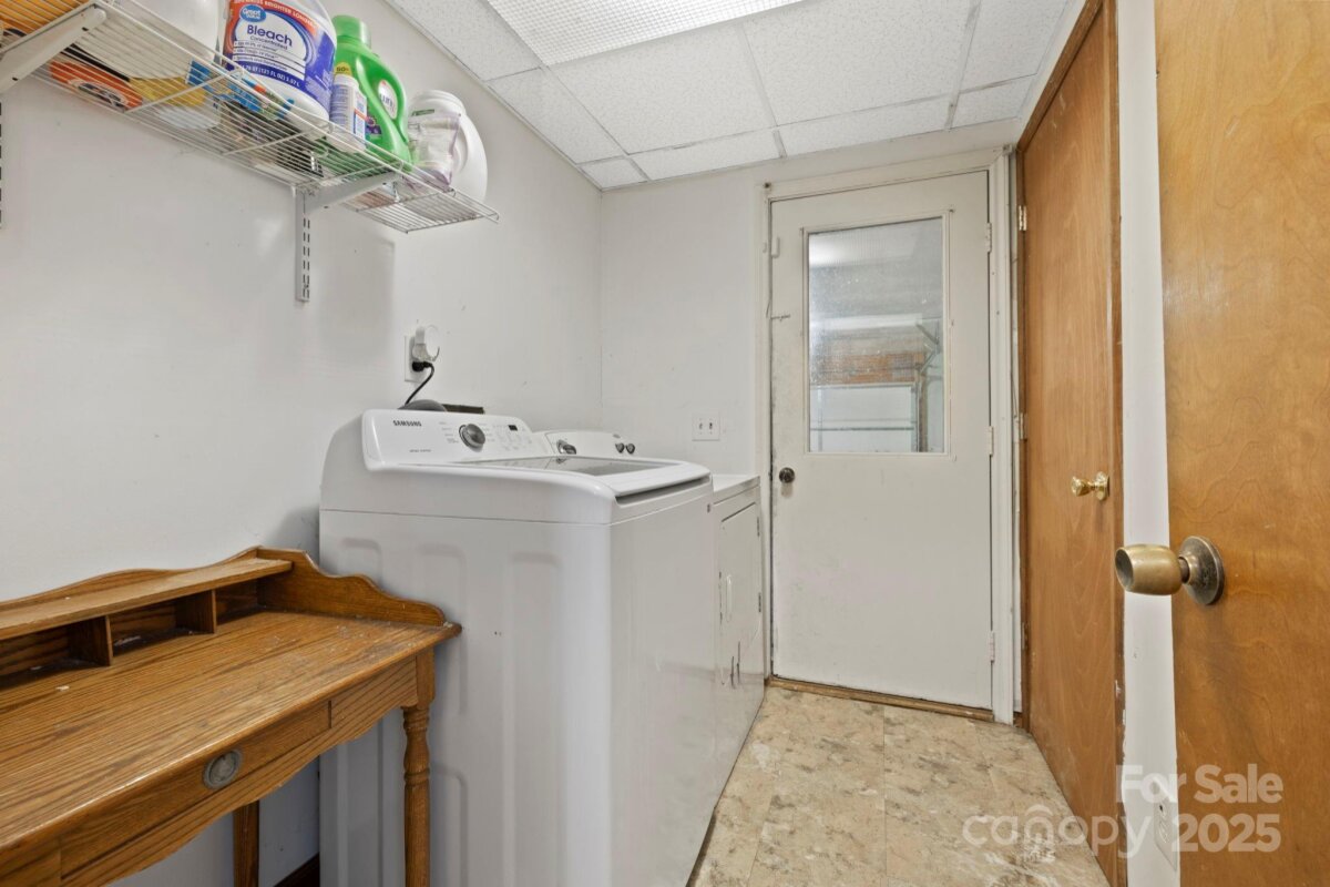 Flat Rock 22 4332498v