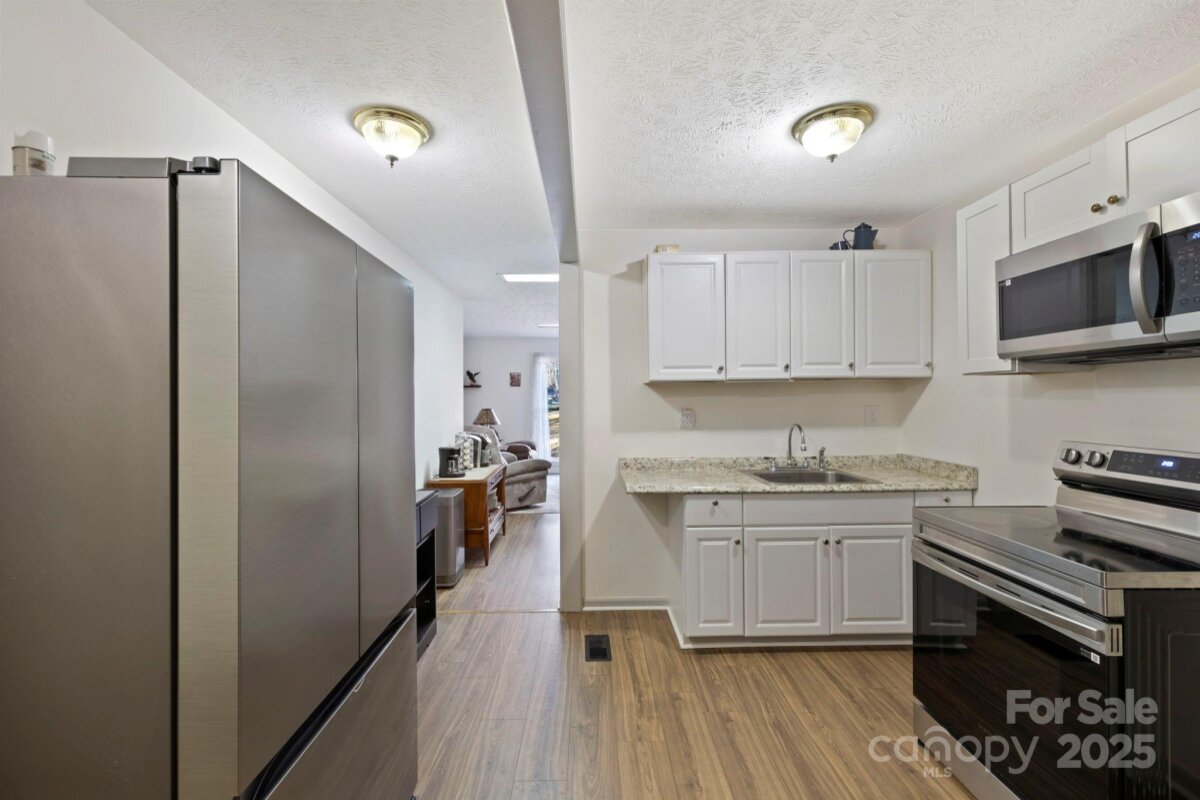 Flat Rock 25 4332498y