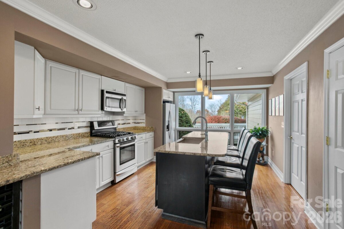 Flat Rock 14 4335067n