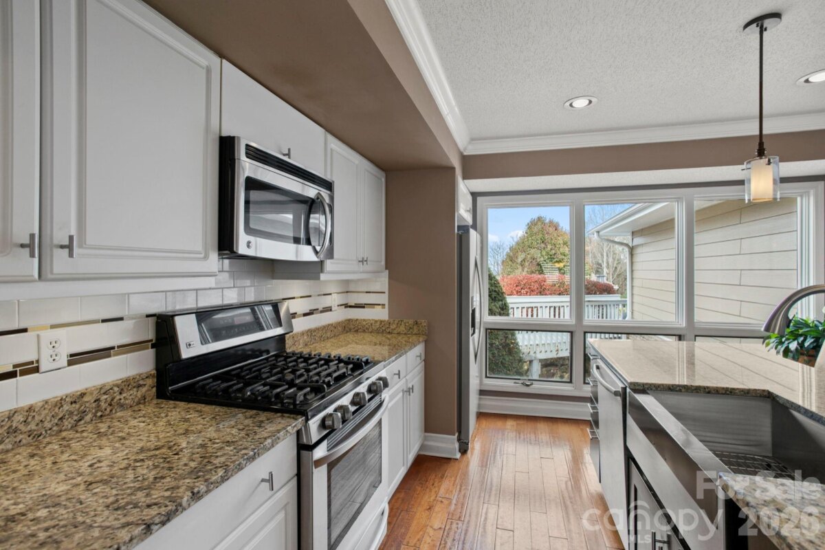 Flat Rock 17 4335067q