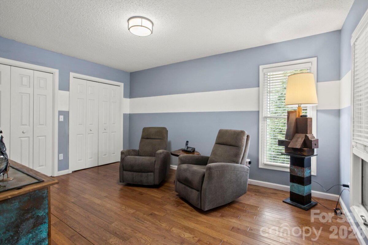 Flat Rock 23 4335067w