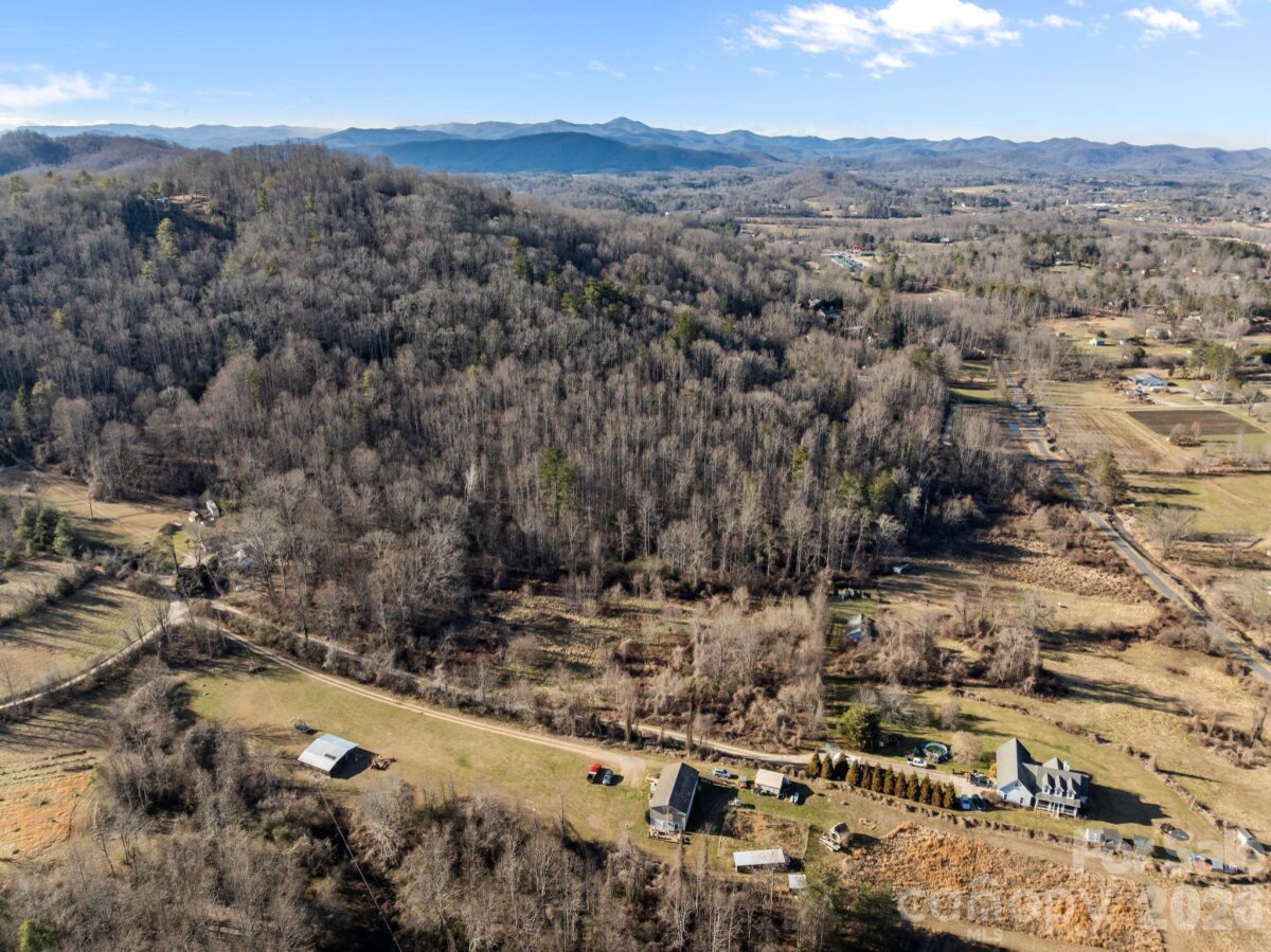 Hendersonville 4 4335207d