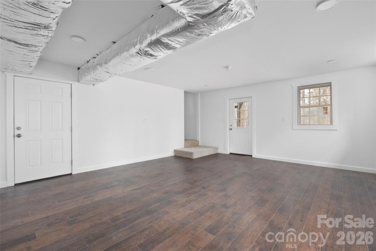 Flat Rock 26 4335386z