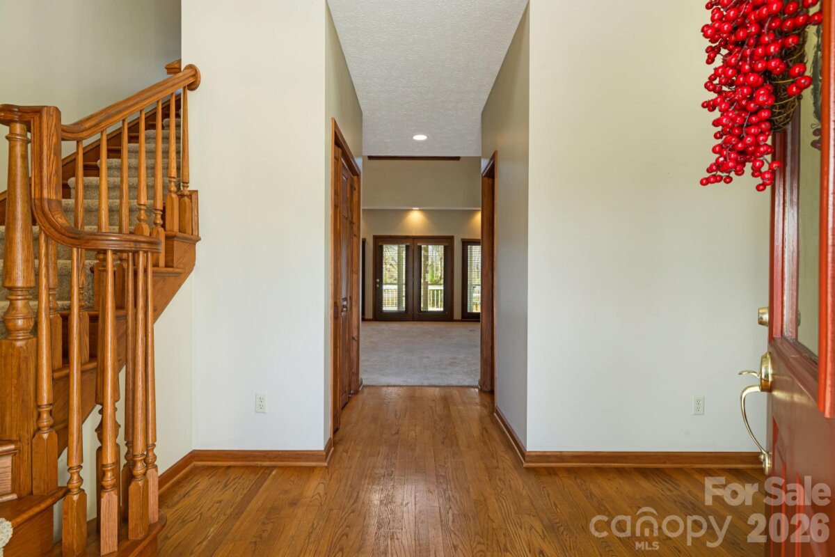 Black Mountain 6 4335646f