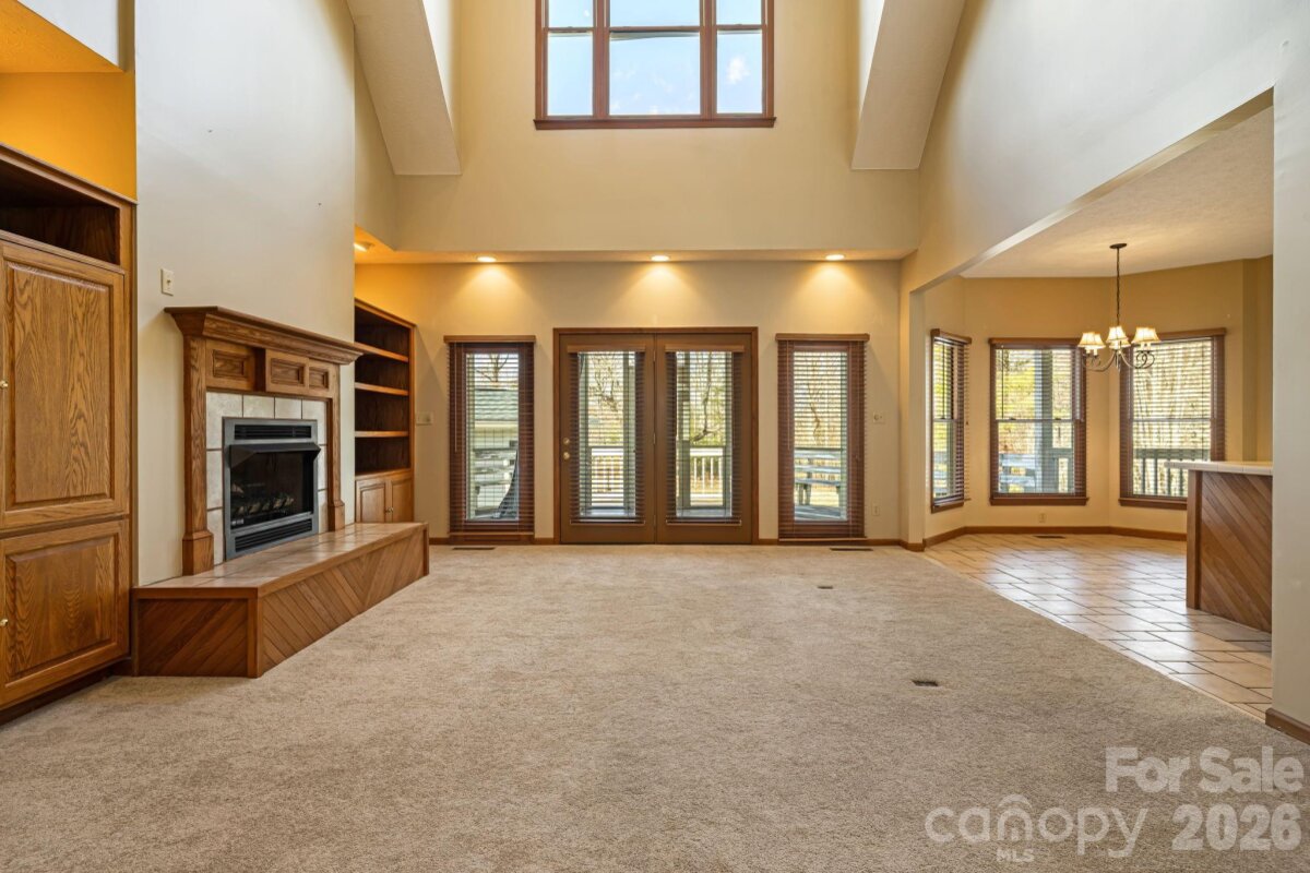 Black Mountain 9 4335646i