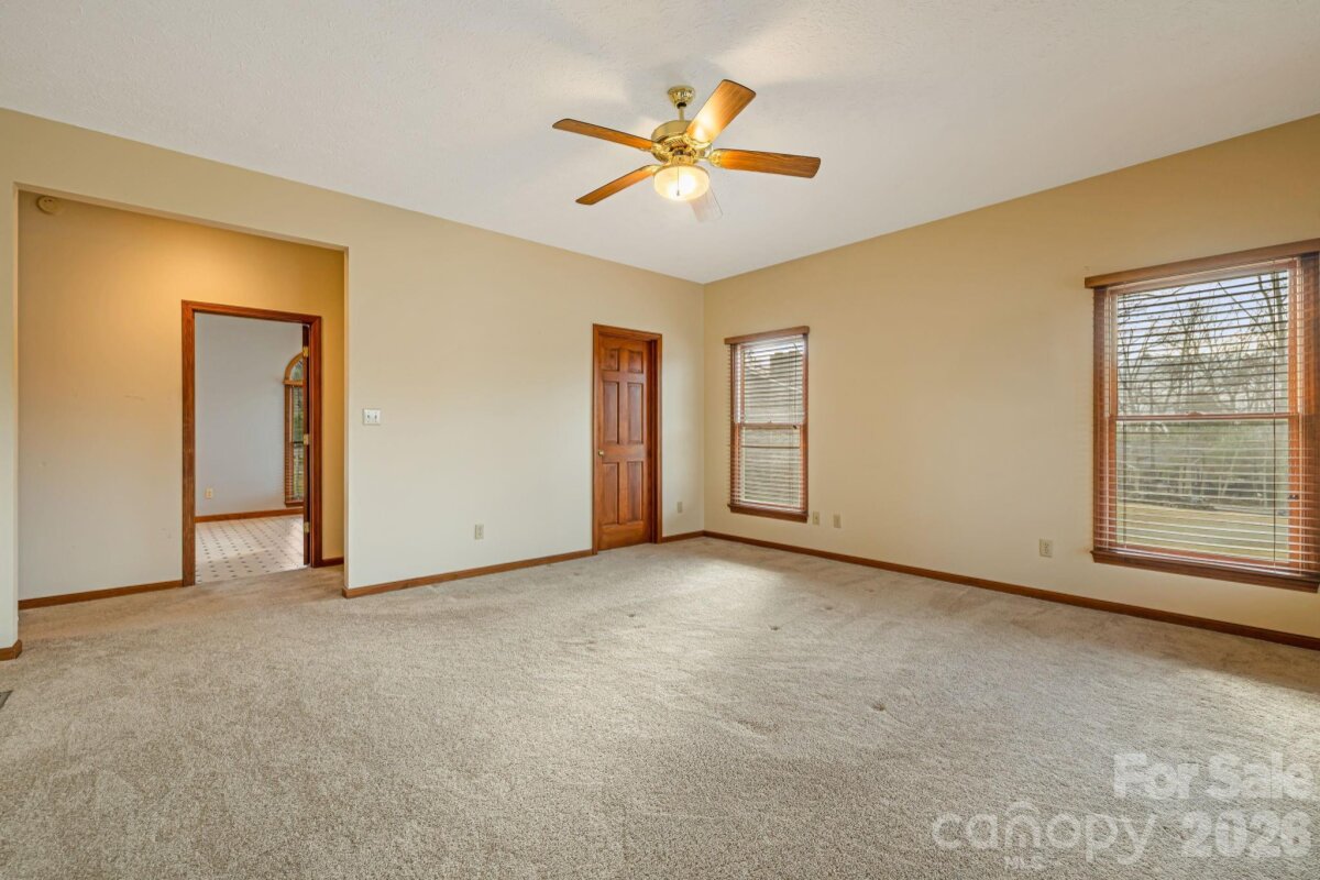 Black Mountain 21 4335646u