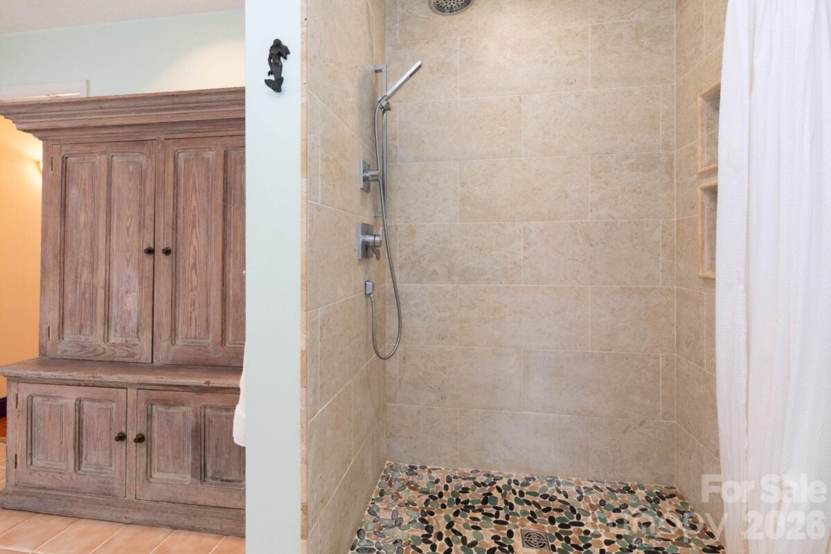 Fairview 16 4336747l