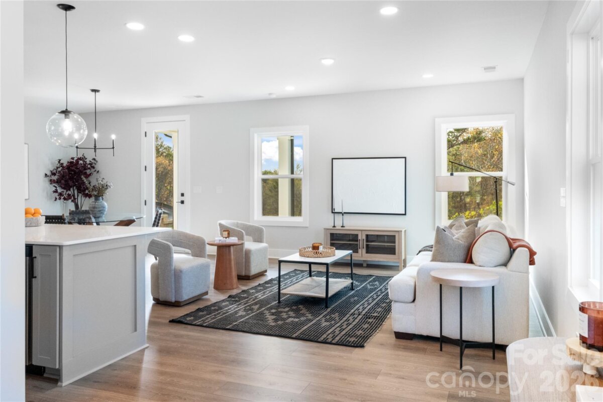 Weaverville 14 4337295n