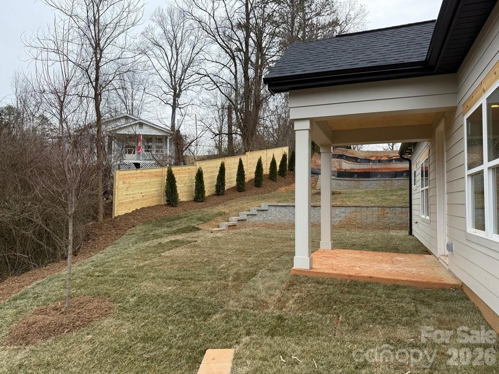 Weaverville 16 4337353p