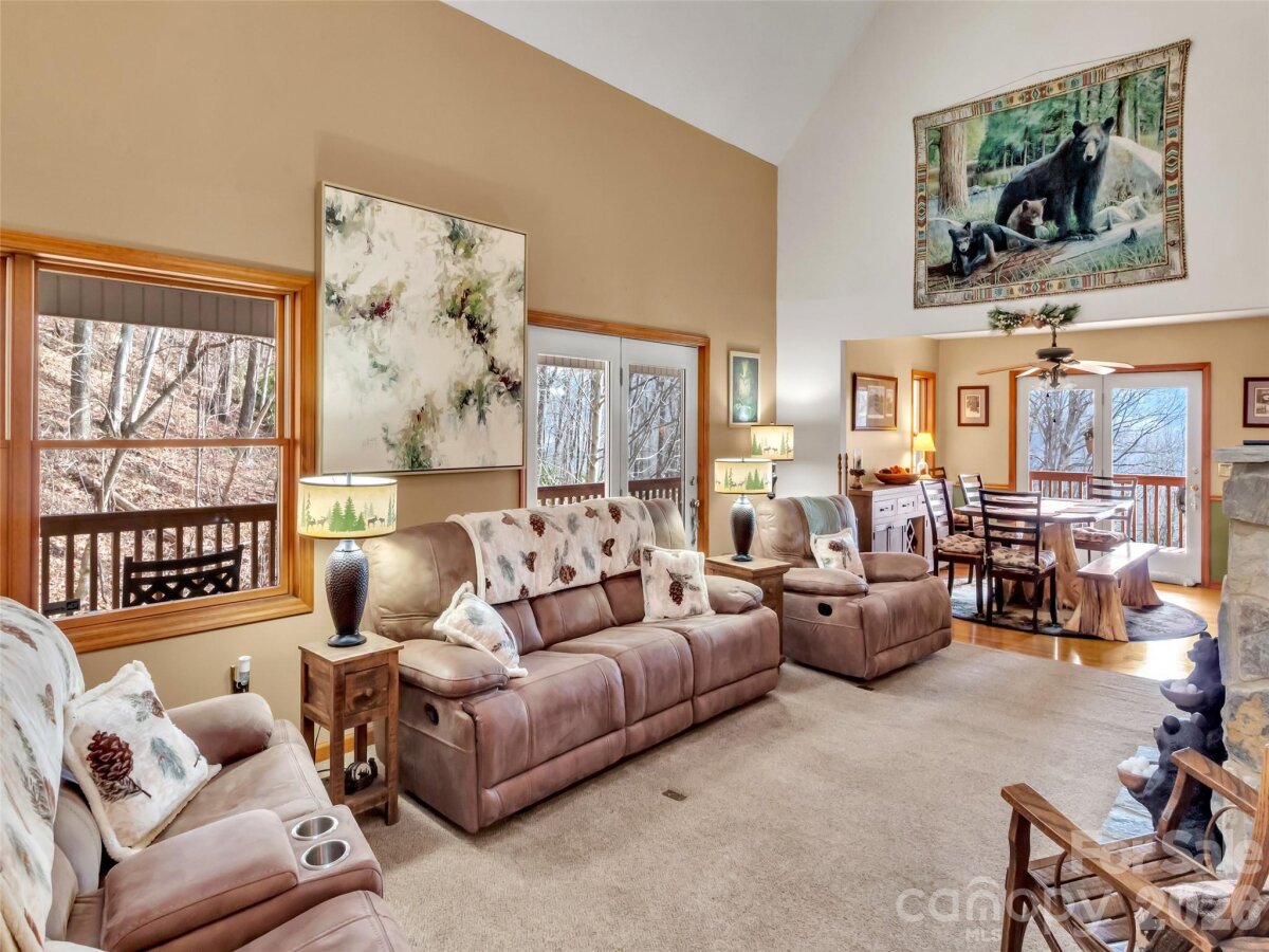 Waynesville 7 4337499g