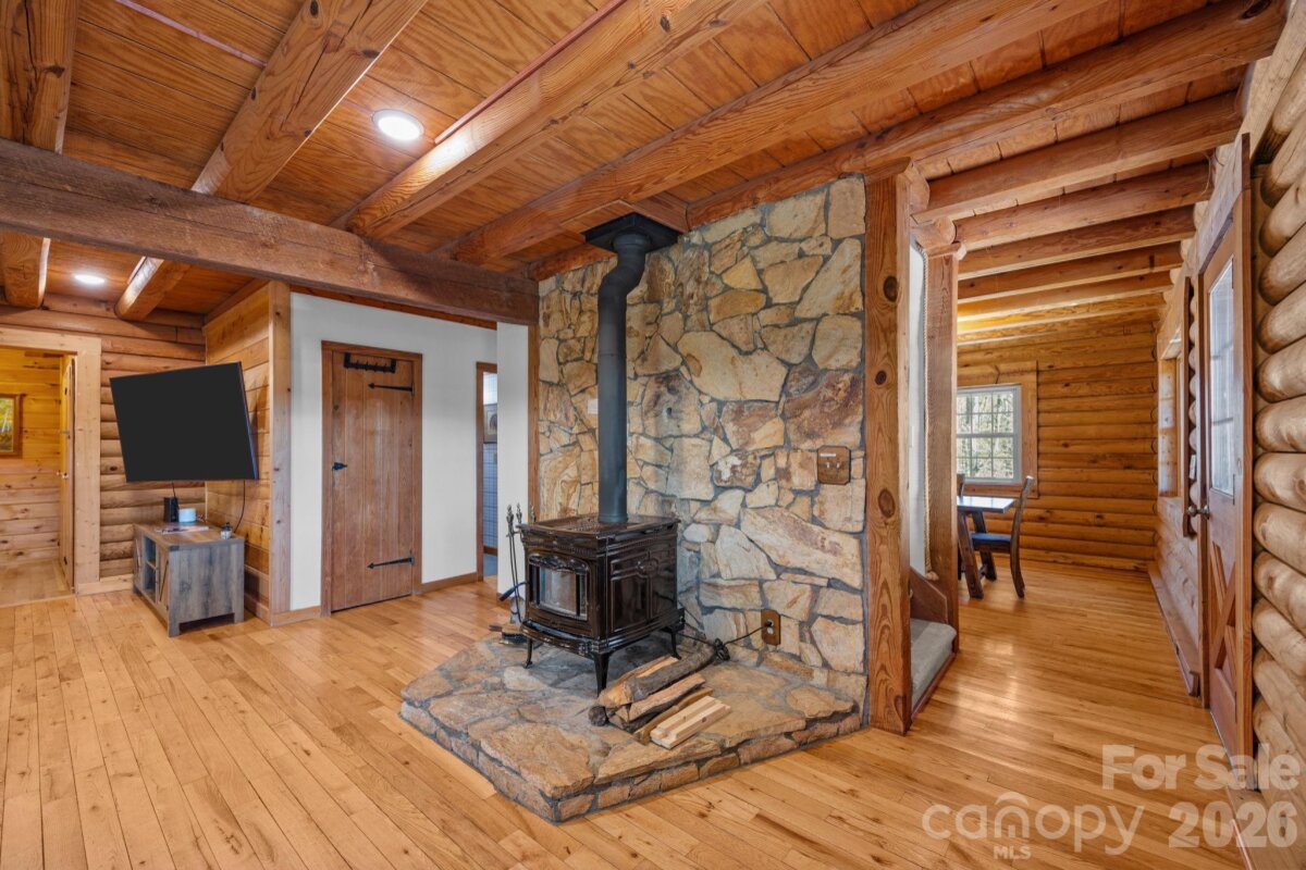 Weaverville 11 4338513k