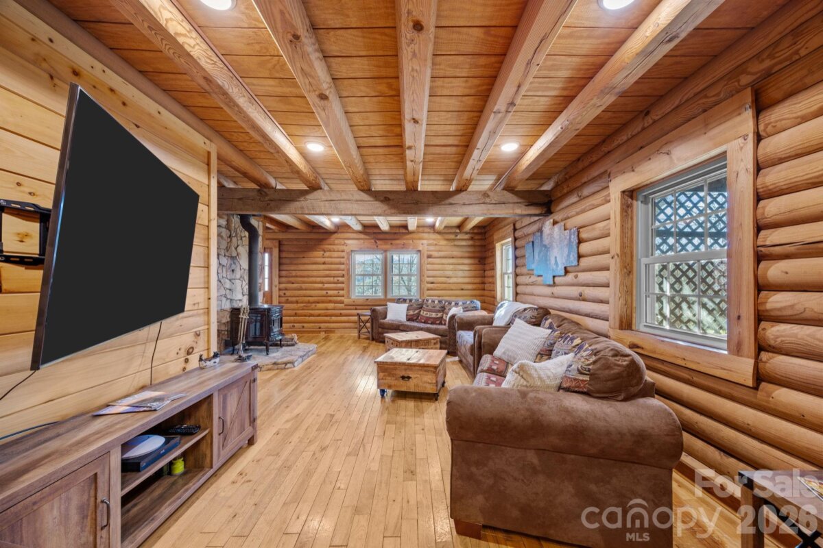 Weaverville 12 4338513l