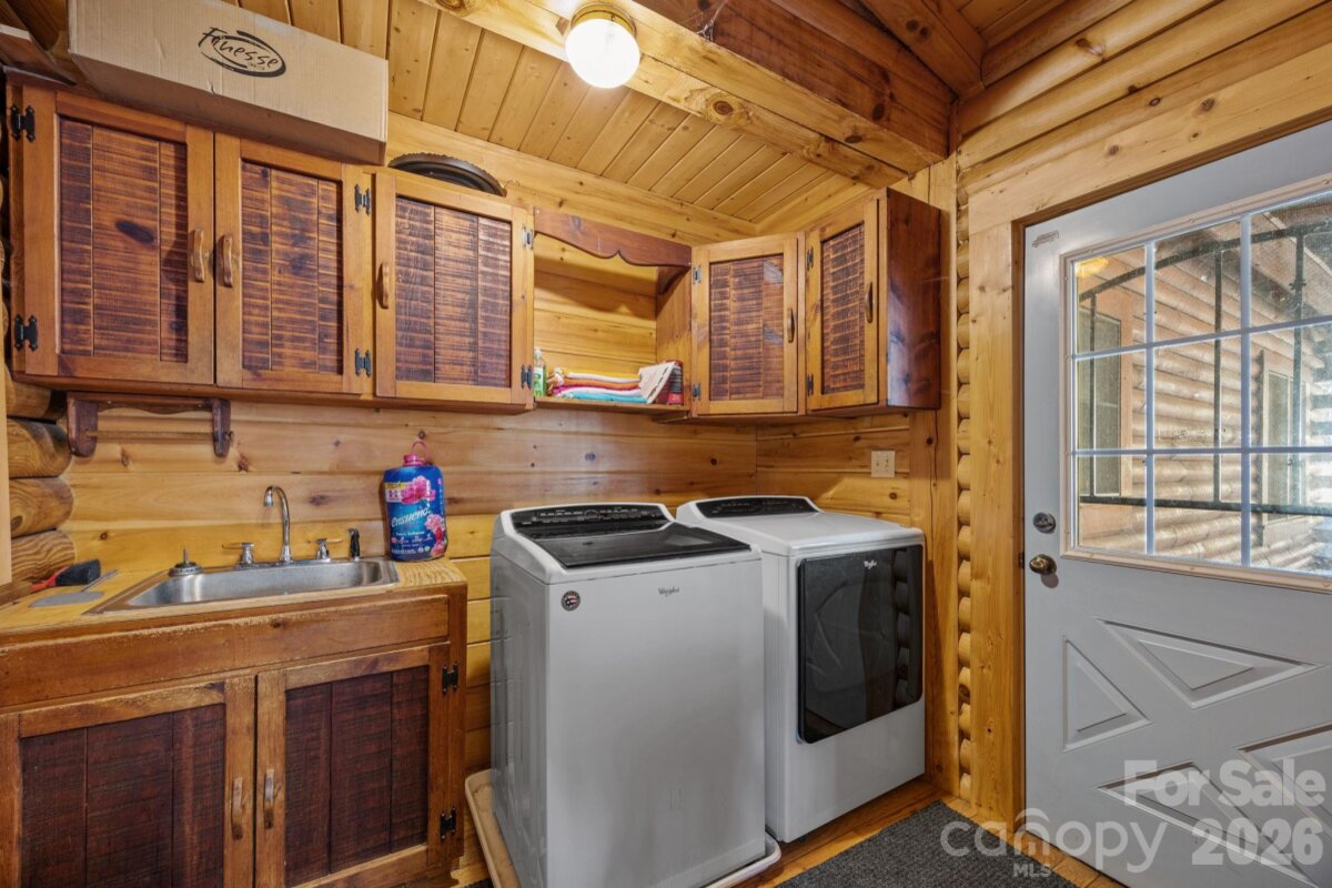 Weaverville 22 4338513v